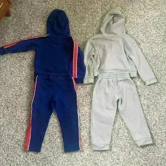 Reebok and Carter’s matching hoodie and pant set bundle, size 4T - Picture 4 of 4